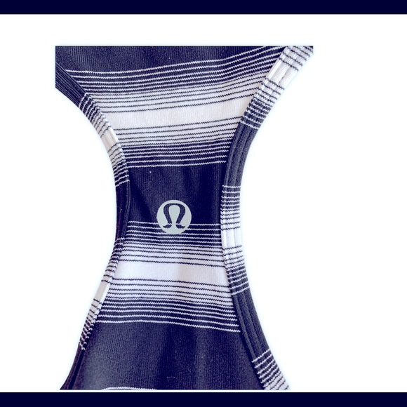 Lululemon Racerback Capilano Top - Picture 3 of 5